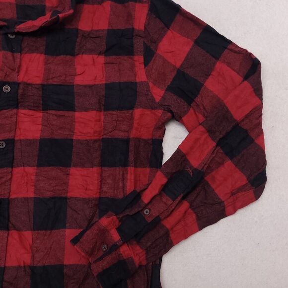 Croft & Barrow Buffalo Check Flannel Button Up Shirt Mens Size Medium M Red - Picture 5 of 10